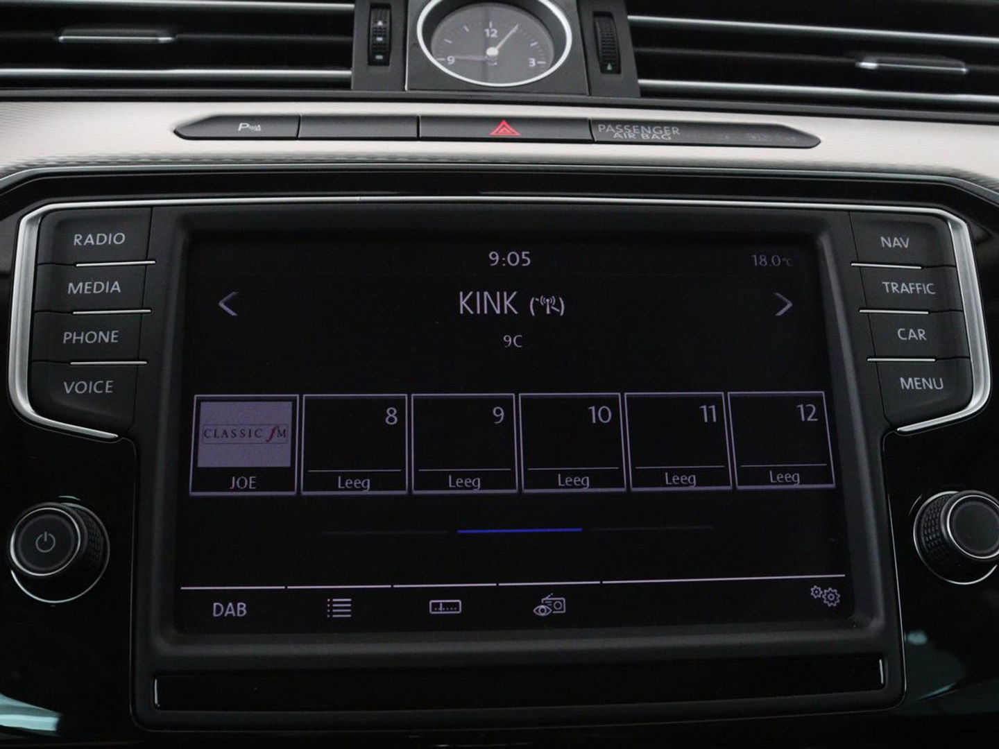 Volkswagen Passat 1.4 TSI GTE | Panoramadak | Stoelverwarming | Trekhaak | Adaptive cruise | Camera | Carplay | Leder/Alcantara | Full LED | Virtual Cockpit