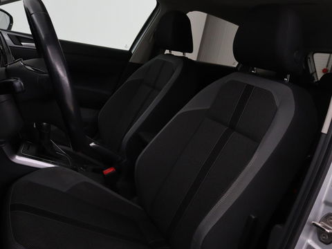 Volkswagen Polo 1.0 TSI R Line | Panoramadak | Stoelverwarming | Adaptive cruise | Climate control | Park Assist | Carplay | Navigatie