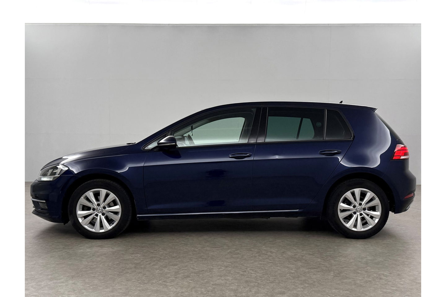 Volkswagen Golf 1.0 TSI Comfortline Clima Carplay Adaptive Cruise LED Navigatie PDC 16"LMV