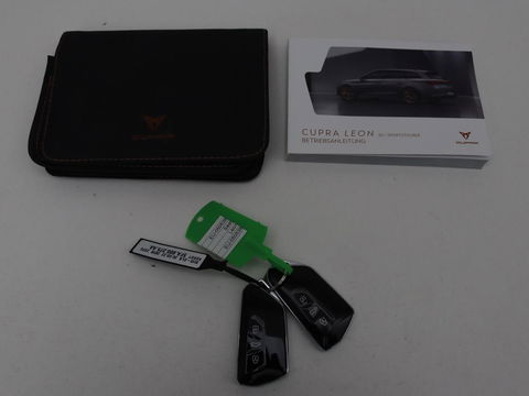 CUPRA Leon 1.4 e-Hybrid | Stoel & stuurverwarming | Camera | Adaptive cruise | Sfeerverlichting | Navigatie | Keyless | Full LED | Park Assist | PHEV