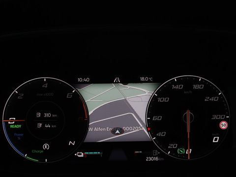 CUPRA Leon 1.4 e-Hybrid | Stoel & stuurverwarming | Camera | Adaptive cruise | Sfeerverlichting | Navigatie | Keyless | Full LED | Park Assist | PHEV
