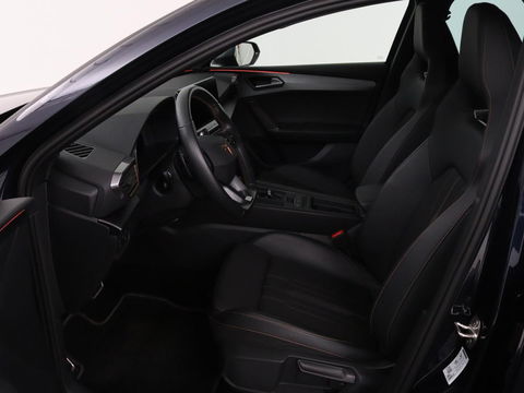 CUPRA Leon 1.4 e-Hybrid | Stoel & stuurverwarming | Camera | Adaptive cruise | Sfeerverlichting | Navigatie | Keyless | Full LED | Park Assist | PHEV