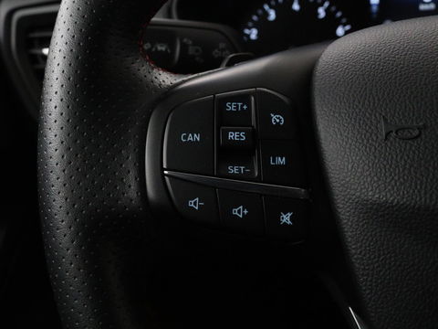 Ford Focus 1.5 EcoBoost ST Line | Trekhaak | B&O Sound | Carplay | Navigatie | Full LED | Climate control | Keyless | PDC | Sportstoelen