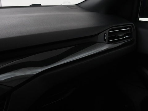 Ford Focus 1.5 EcoBoost ST Line | Trekhaak | B&O Sound | Carplay | Navigatie | Full LED | Climate control | Keyless | PDC | Sportstoelen