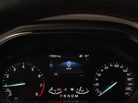 Ford Focus 1.5 EcoBoost ST Line | Trekhaak | B&O Sound | Carplay | Navigatie | Full LED | Climate control | Keyless | PDC | Sportstoelen