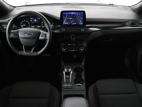 Ford Focus 1.5 EcoBoost ST Line | Trekhaak | B&O Sound | Carplay | Navigatie | Full LED | Climate control | Keyless | PDC | Sportstoelen