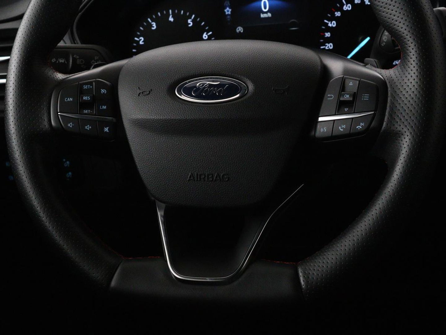 Ford Focus 1.5 EcoBoost ST Line | Trekhaak | B&O Sound | Carplay | Navigatie | Full LED | Climate control | Keyless | PDC | Sportstoelen