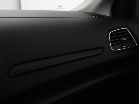 Renault Mégane 1.3 TCe Limited | Trekhaak | Navigatie | Keyless | Climate control | Parkeerhulp | Cruise control | Bluetooth | DAB