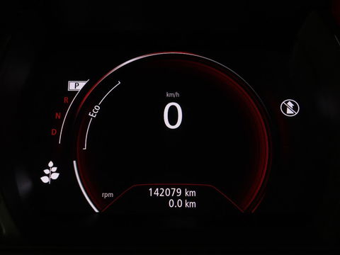 Renault Mégane 1.3 TCe Limited | Trekhaak | Navigatie | Keyless | Climate control | Parkeerhulp | Cruise control | Bluetooth | DAB