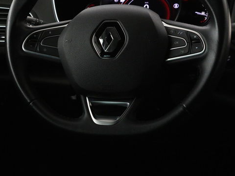 Renault Mégane 1.3 TCe Limited | Trekhaak | Navigatie | Keyless | Climate control | Parkeerhulp | Cruise control | Bluetooth | DAB