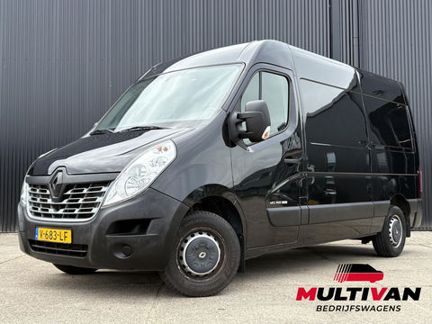 Renault Master T35 2.3 dCi L2H2 145pk | Navigatie | Camera | Trekhaak | Airco | Cruise control | 12 maanden APK |