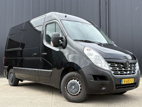 Renault Master T35 2.3 dCi L2H2 145pk | Navigatie | Camera | Trekhaak | Airco | Cruise control | 12 maanden APK |
