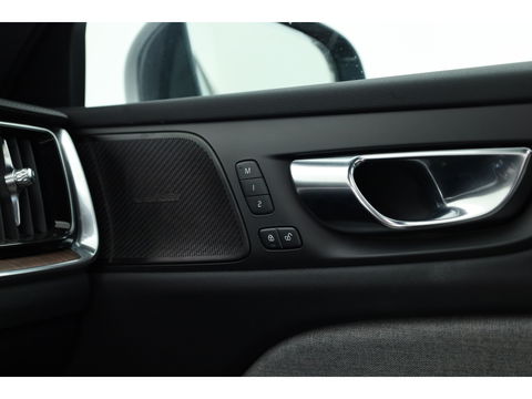 Volvo V60 2.0 T6 Recharge AWD Inscription | Long Range |Tailored Wool | Pano-dak | ACC | H&K Audio | 360 Camera |