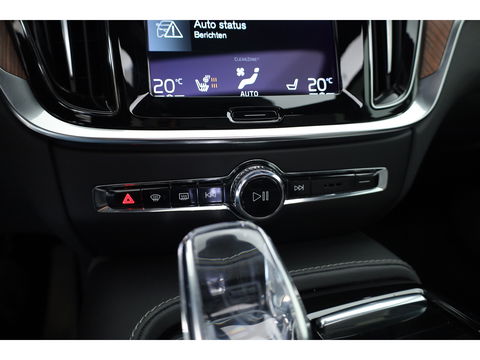 Volvo V60 2.0 T6 Recharge AWD Inscription | Long Range |Tailored Wool | Pano-dak | ACC | H&K Audio | 360 Camera |