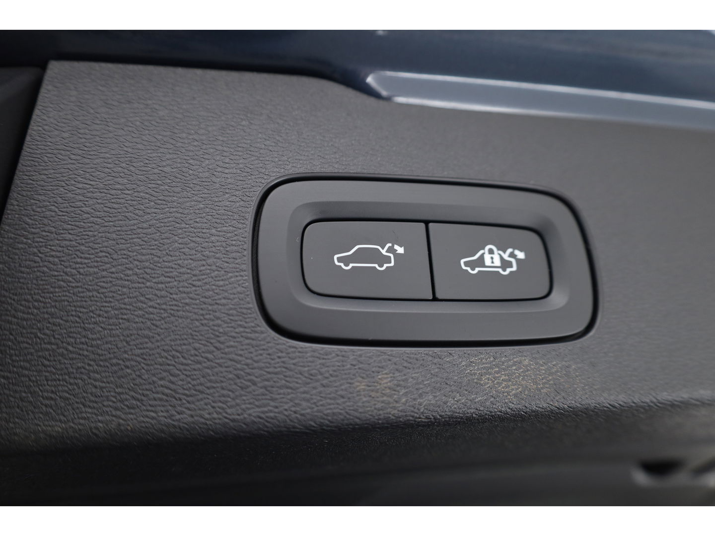 Volvo V60 2.0 T6 Recharge AWD Inscription | Long Range |Tailored Wool | Pano-dak | ACC | H&K Audio | 360 Camera |