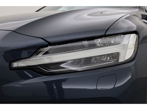 Volvo V60 2.0 T6 Recharge AWD Inscription | Long Range |Tailored Wool | Pano-dak | ACC | H&K Audio | 360 Camera |
