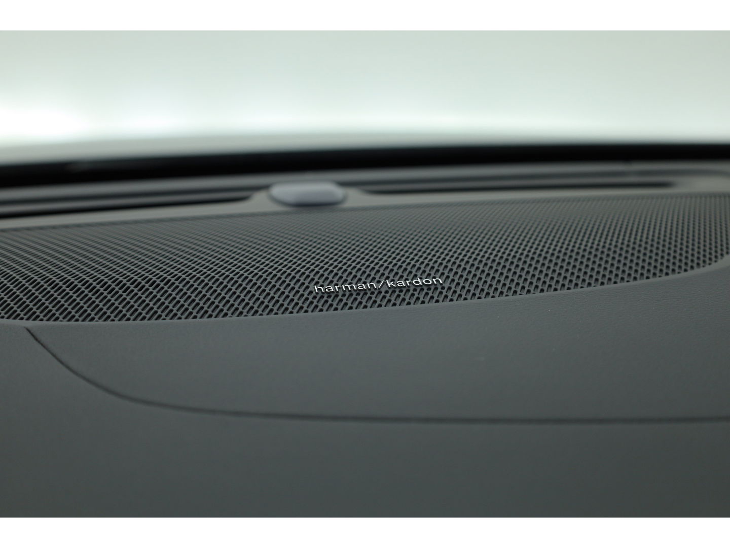 Volvo V60 2.0 T6 Recharge AWD R-Design | Long Range | Pano-dak | Head-up | H&K Audio | ACC |