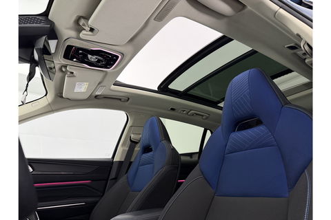 Lynk Co 01 1.5 VERWACHT | UNIEK Mat Grijs! | Pano LED Sfeer 360Camera ACC Memory Carplay Clima Navi Virtual 20"LMV