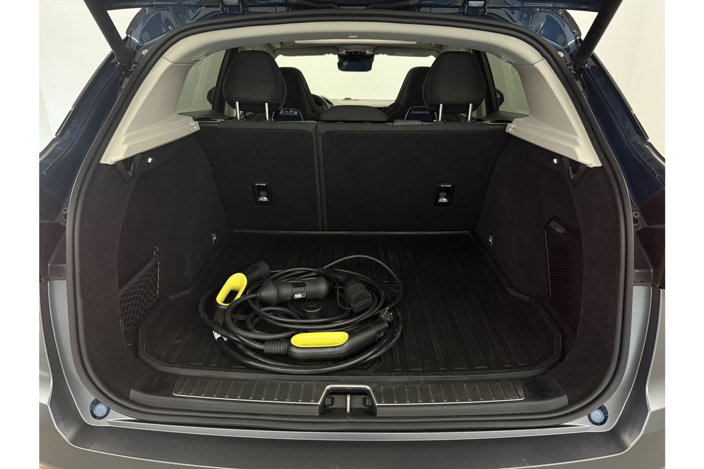 Lynk Co 01 1.5 VERWACHT | UNIEK Mat Grijs! | Pano LED Sfeer 360Camera ACC Memory Carplay Clima Navi Virtual 20"LMV