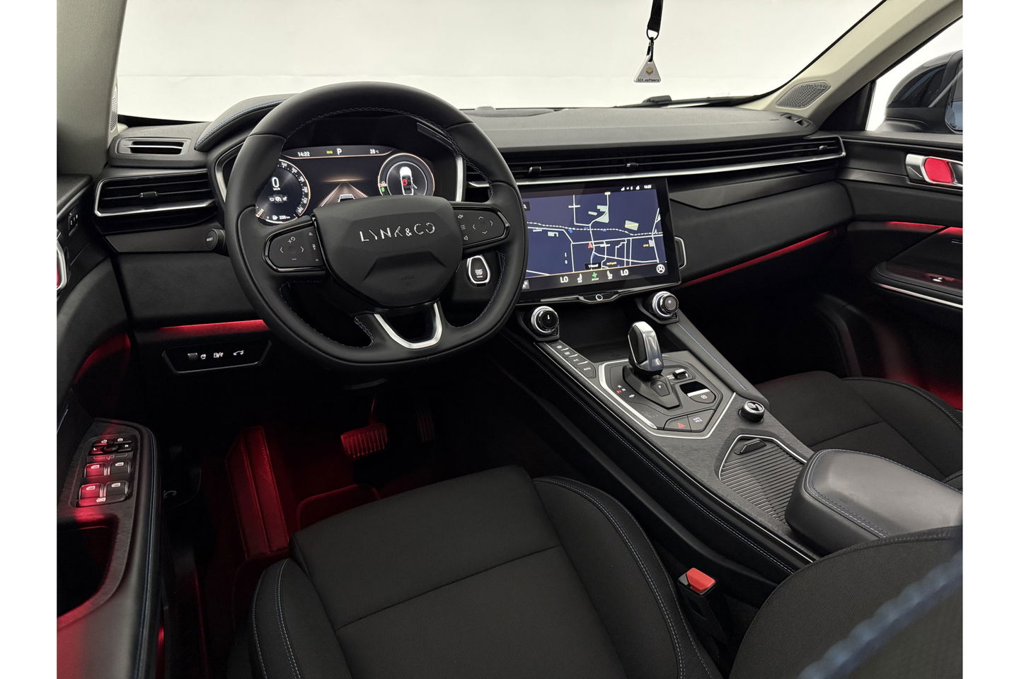 Lynk Co 01 1.5 VERWACHT | UNIEK Mat Grijs! | Pano LED Sfeer 360Camera ACC Memory Carplay Clima Navi Virtual 20"LMV