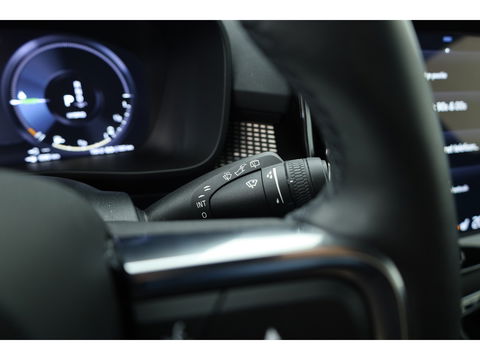 Volvo XC40 1.5 T5 Recharge R-Design | 360 camera | Stoel + stuurverwarming | Apple Carplay |