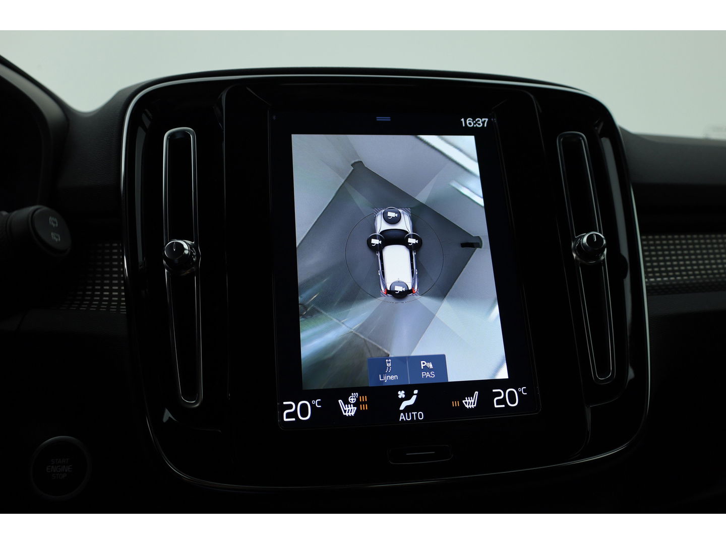 Volvo XC40 1.5 T5 Recharge R-Design | 360 camera | Stoel + stuurverwarming | Apple Carplay |