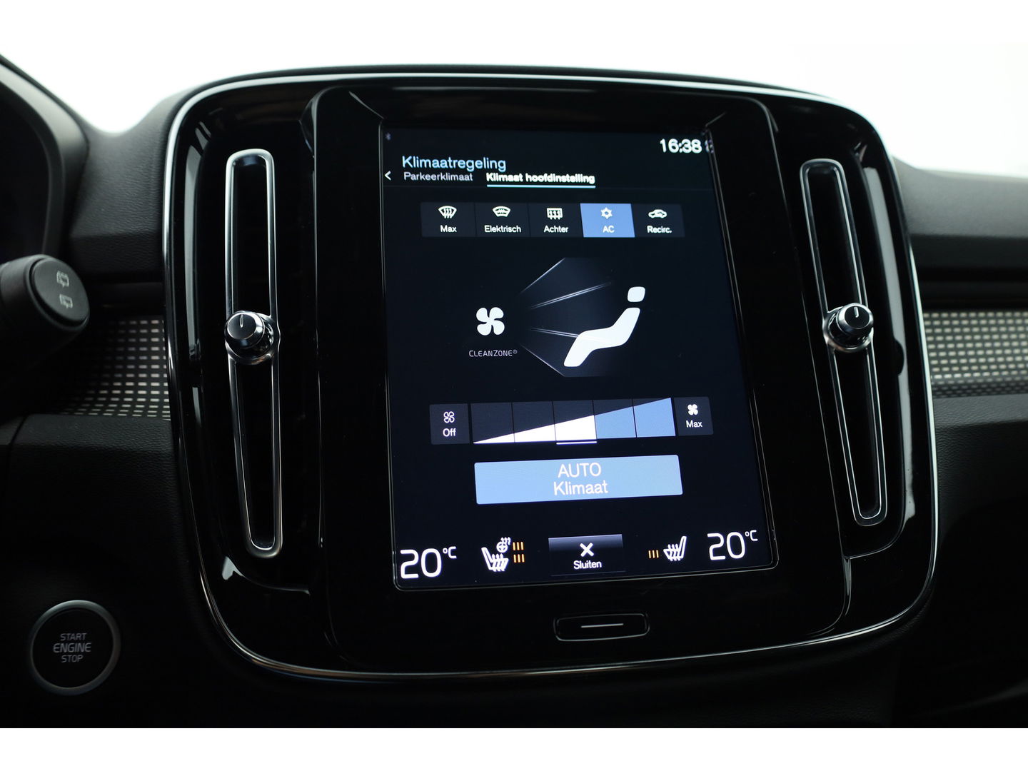 Volvo XC40 1.5 T5 Recharge R-Design | 360 camera | Stoel + stuurverwarming | Apple Carplay |