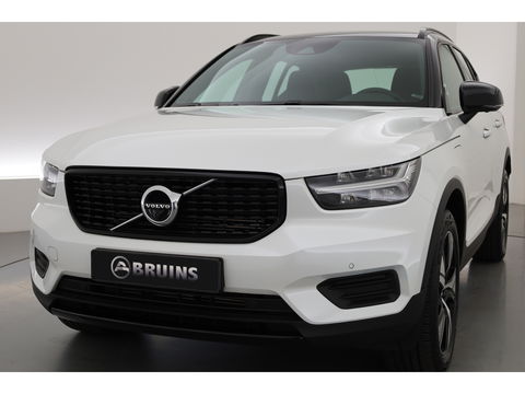 Volvo XC40 1.5 T5 Recharge R-Design | 360 camera | Stoel + stuurverwarming | Apple Carplay |