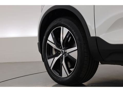 Volvo XC40 1.5 T5 Recharge R-Design | 360 camera | Stoel + stuurverwarming | Apple Carplay |