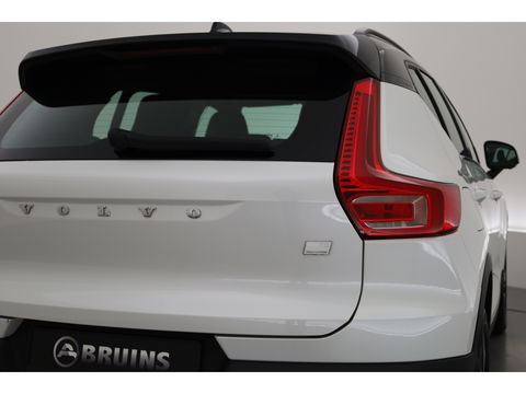 Volvo XC40 1.5 T5 Recharge R-Design | 360 camera | Stoel + stuurverwarming | Apple Carplay |