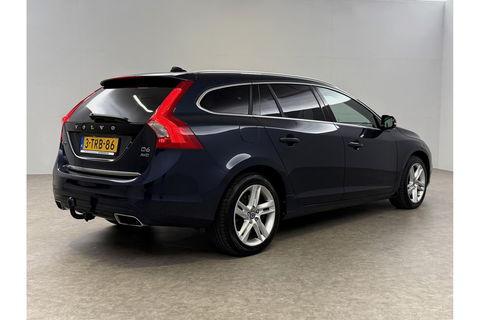 Volvo V60 2.4 D6 AWD Plug-In Hybrid Summum 215PK Trekhaak LED Clima Cruise Navi Memory Stoelverwarming 17''LMV