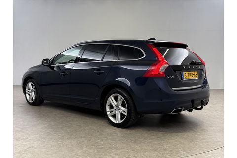 Volvo V60 2.4 D6 AWD Plug-In Hybrid Summum 215PK Trekhaak LED Clima Cruise Navi Memory Stoelverwarming 17''LMV
