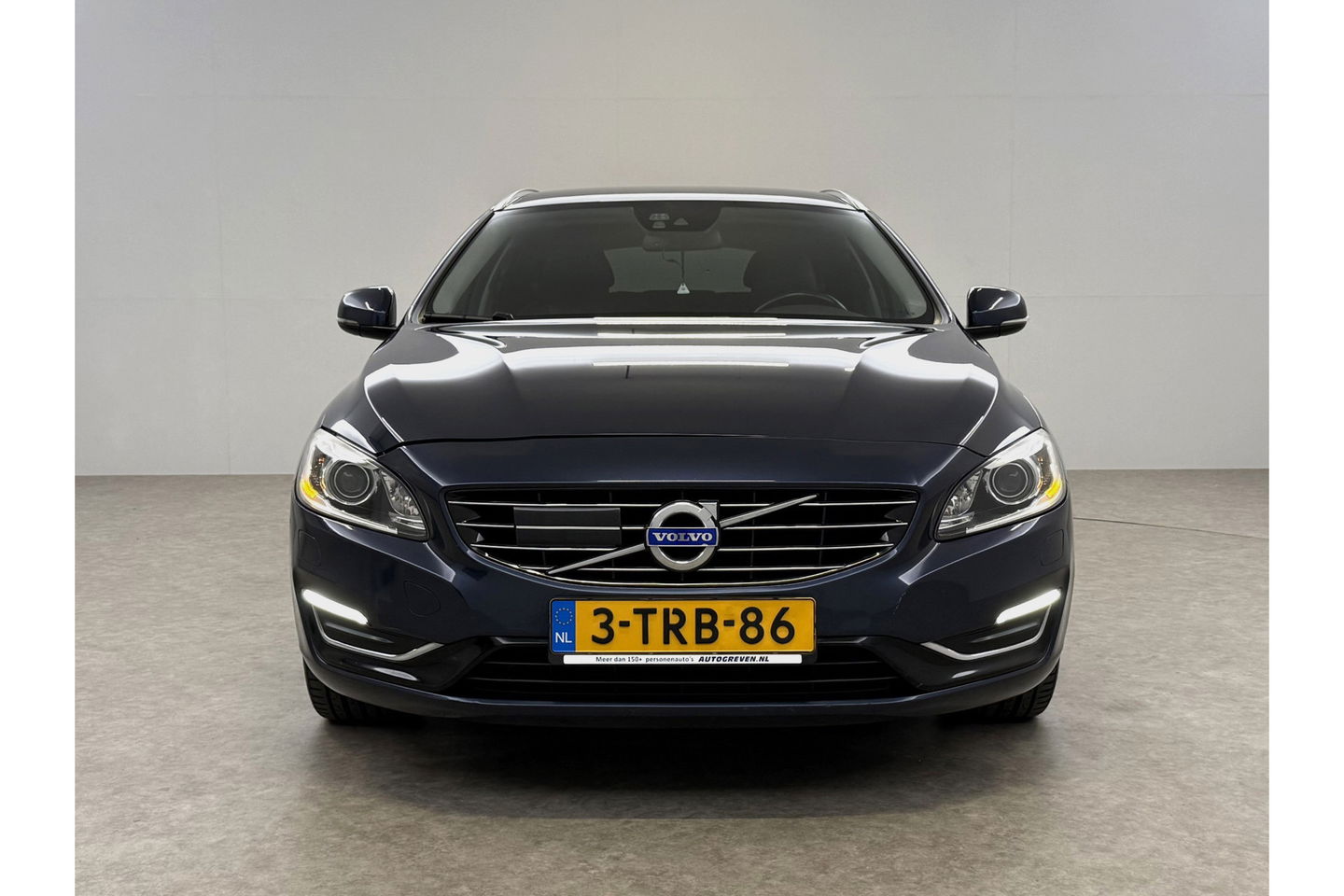 Volvo V60 2.4 D6 AWD Plug-In Hybrid Summum 215PK Trekhaak LED Clima Cruise Navi Memory Stoelverwarming 17''LMV