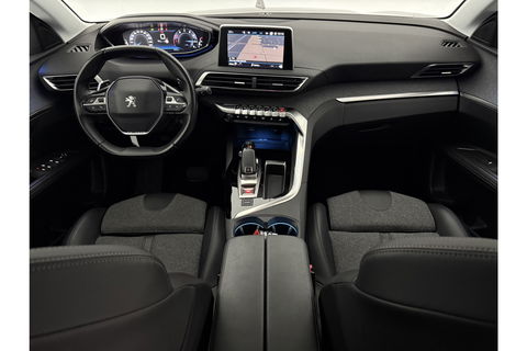 Peugeot 3008 1.2 PureTech Sfeer LED Trekhaak Memory Virtual Carplay Cruise 360Camera Clima Navi PDC 19"LMV
