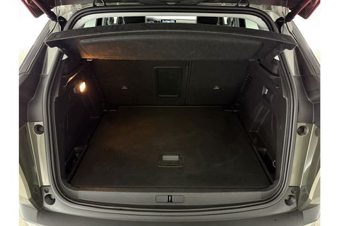 Peugeot 3008 1.2 PureTech Sfeer LED Trekhaak Memory Virtual Carplay Cruise 360Camera Clima Navi PDC 19"LMV