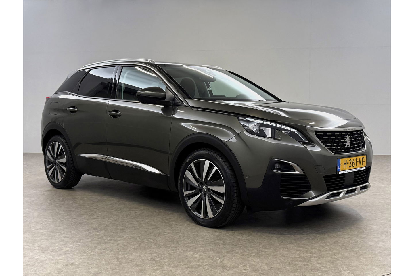 Peugeot 3008 1.2 PureTech Sfeer LED Trekhaak Memory Virtual Carplay Cruise 360Camera Clima Navi PDC 19"LMV