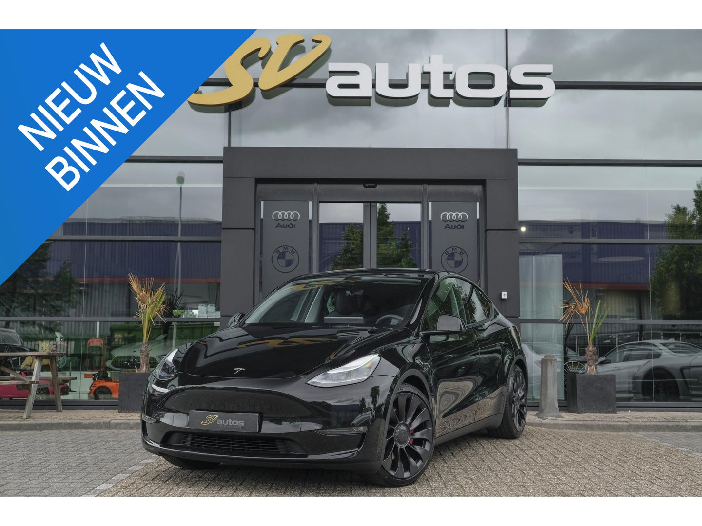 Tesla Model Y Performance 462pk AWD 75 kWh Black edition Panoramadak *BTW* NLauto 1e eigenaar