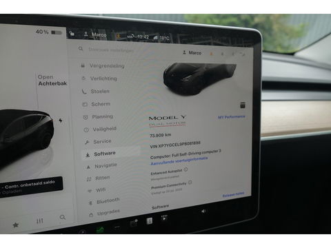 Tesla Model Y Performance 462pk AWD 75 kWh Black edition Panoramadak *BTW* NLauto 1e eigenaar