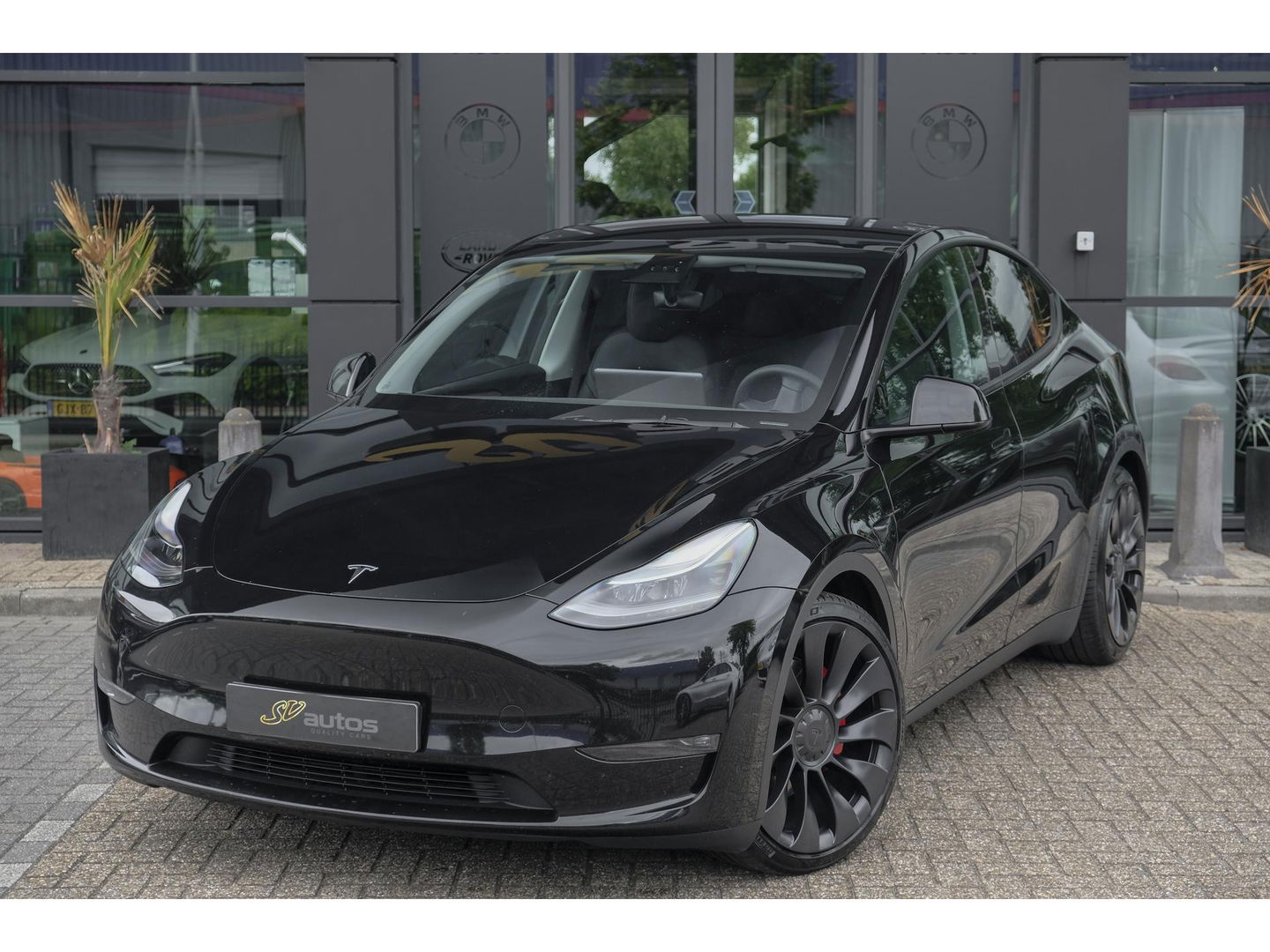 Tesla Model Y Performance 462pk AWD 75 kWh Black edition Panoramadak *BTW* NLauto 1e eigenaar