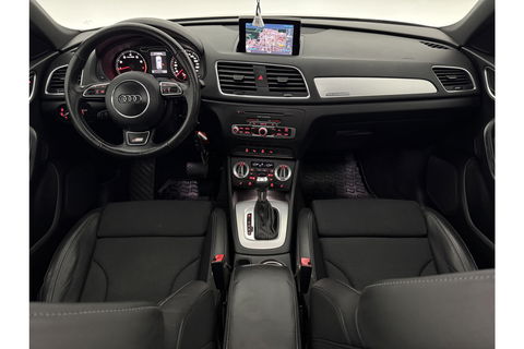Audi Q3 2.0 TFSI quattro S-Line 170PK Pano LED Camera Trekhaak Clima Cruise Navi PDC 18"LMV