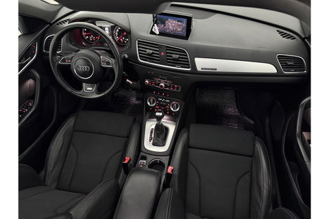 Audi Q3 2.0 TFSI quattro S-Line 170PK Pano LED Camera Trekhaak Clima Cruise Navi PDC 18"LMV