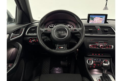 Audi Q3 2.0 TFSI quattro S-Line 170PK Pano LED Camera Trekhaak Clima Cruise Navi PDC 18"LMV
