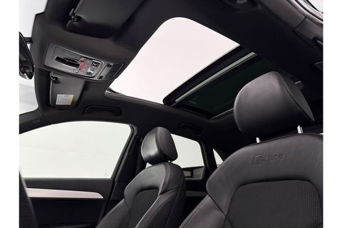 Audi Q3 2.0 TFSI quattro S-Line 170PK Pano LED Camera Trekhaak Clima Cruise Navi PDC 18"LMV