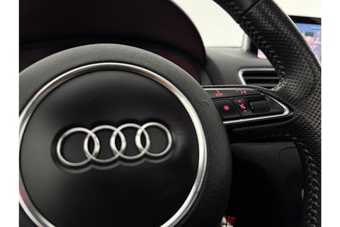 Audi Q3 2.0 TFSI quattro S-Line 170PK Pano LED Camera Trekhaak Clima Cruise Navi PDC 18"LMV