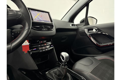 Peugeot 2008 1.2 PureTech GT-line 130PK Pano Sfeer LED Clima Cruise Camera Carplay PDC 17"LMV