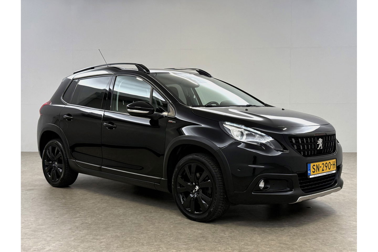 Peugeot 2008 1.2 PureTech GT-line 130PK Pano Sfeer LED Clima Cruise Camera Carplay PDC 17"LMV