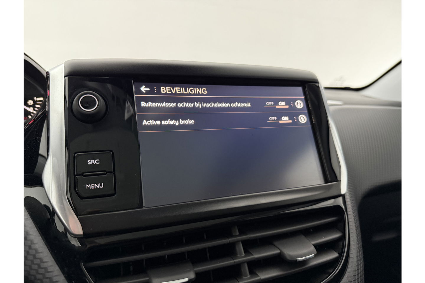 Peugeot 2008 1.2 PureTech GT-line 130PK Pano Sfeer LED Clima Cruise Camera Carplay PDC 17"LMV