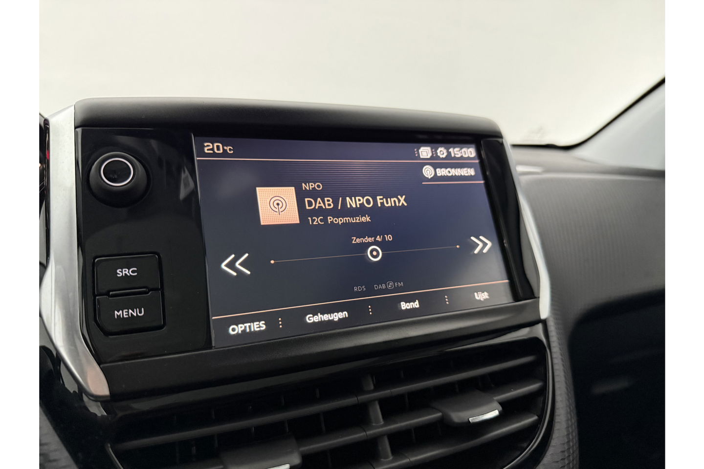 Peugeot 2008 1.2 PureTech GT-line 130PK Pano Sfeer LED Clima Cruise Camera Carplay PDC 17"LMV