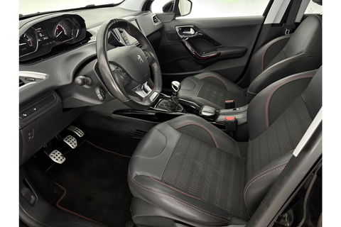 Peugeot 2008 1.2 PureTech GT-line 130PK Pano Sfeer LED Clima Cruise Camera Carplay PDC 17"LMV