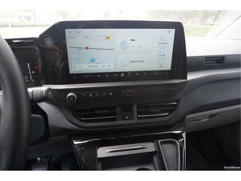 Ford Transit Custom 320L 170PK DC Limited AUT MY2024 Navi, ACC, Trekhaak, 360° Cam, 17" LM, 2x Schuifdeur!! NR. 369